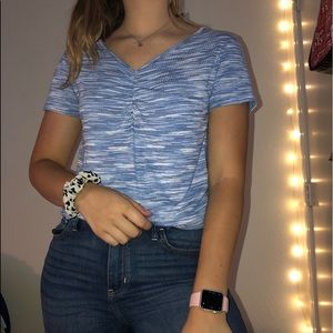 Tee with cinched chest
